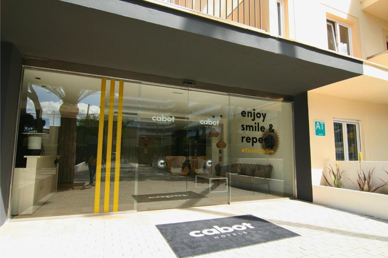 Cabot Tres Torres Apartament *