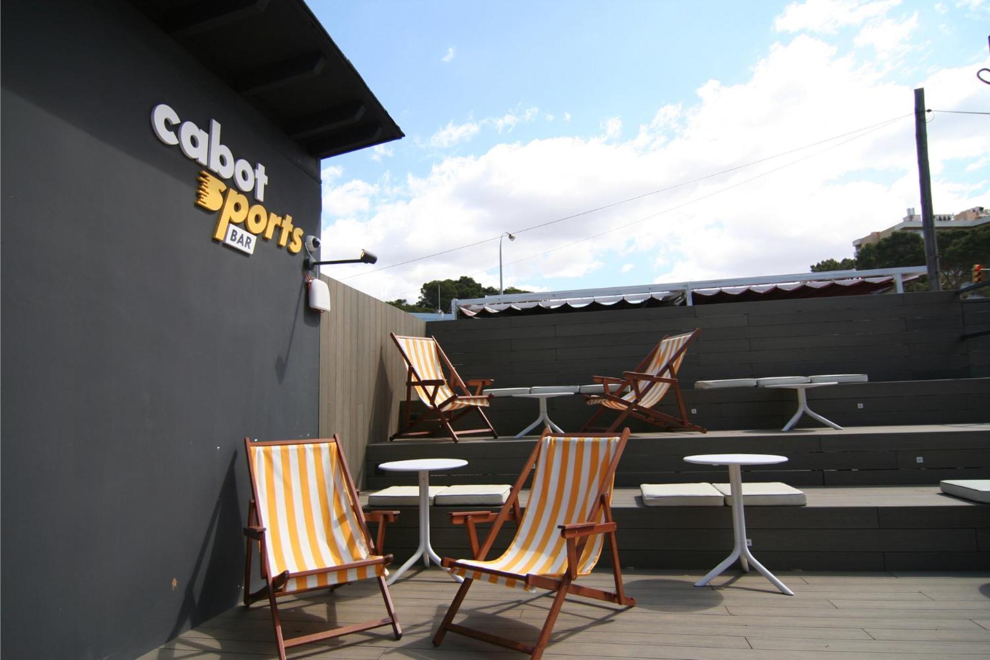 Cabot Tres Torres Apartament *