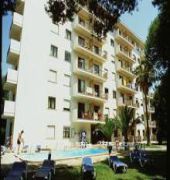 Cabot Tres Torres Apartament